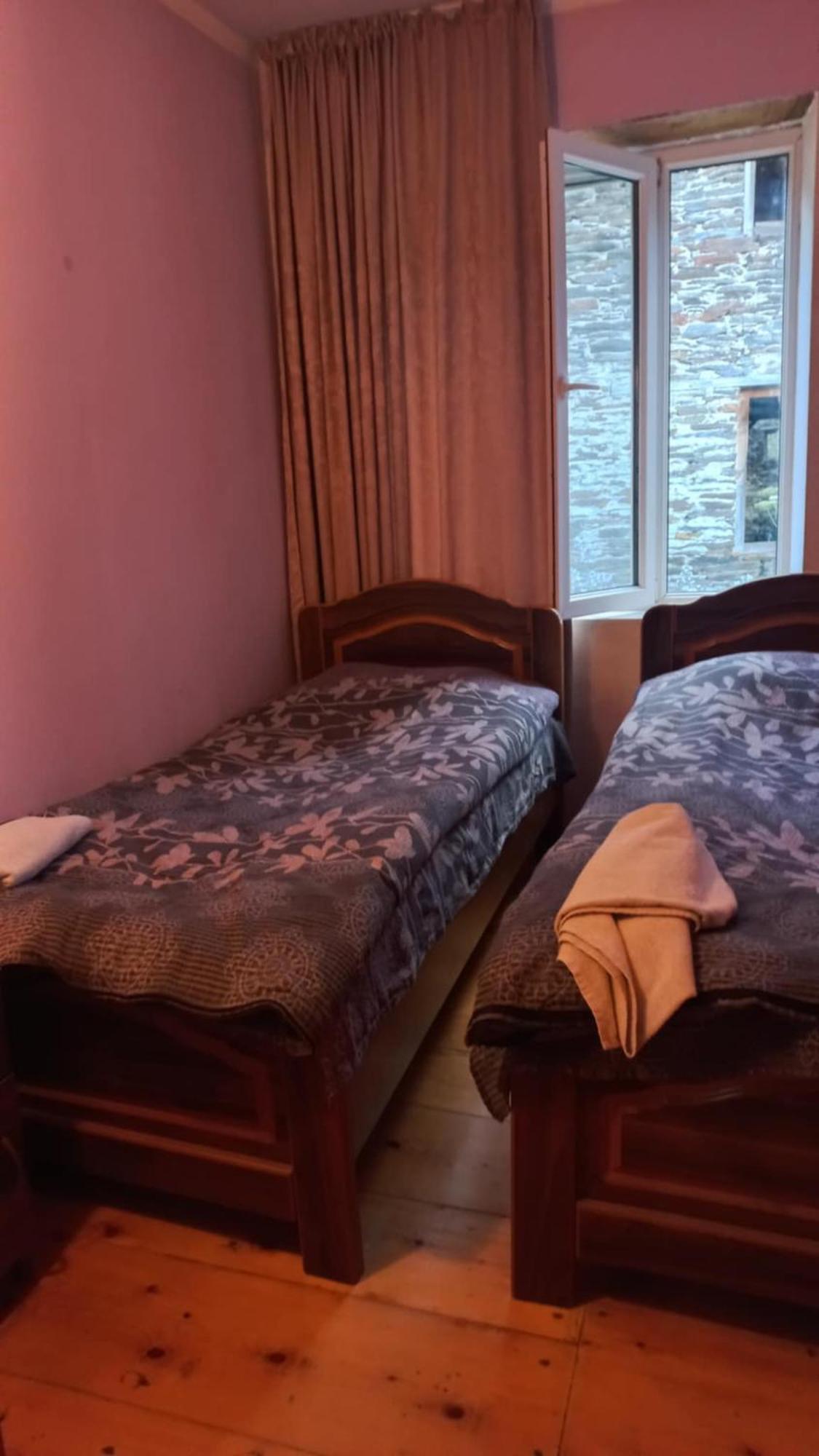 Bezengi Guest House Lalkhori Bagian luar foto