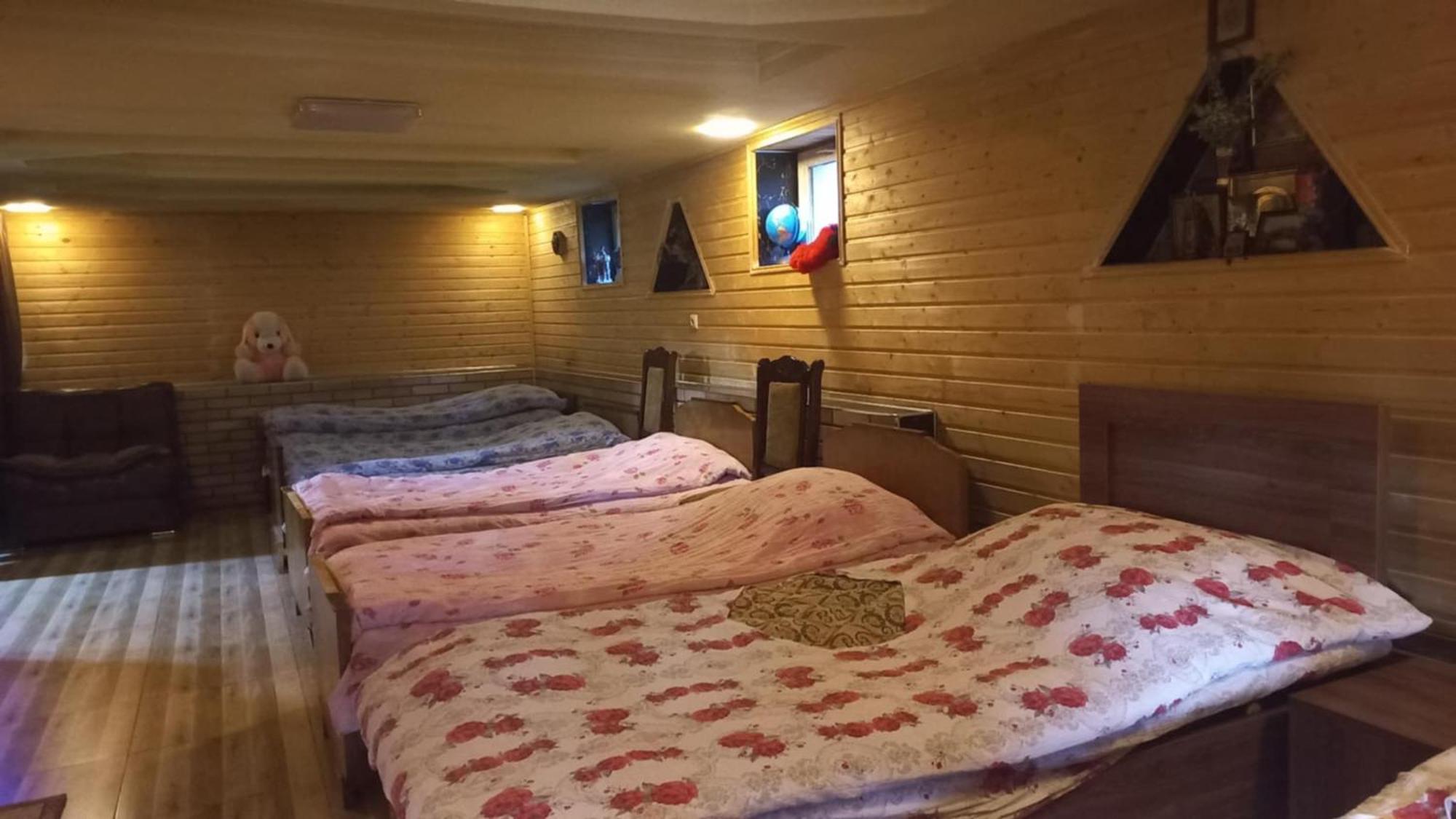 Bezengi Guest House Lalkhori Bagian luar foto