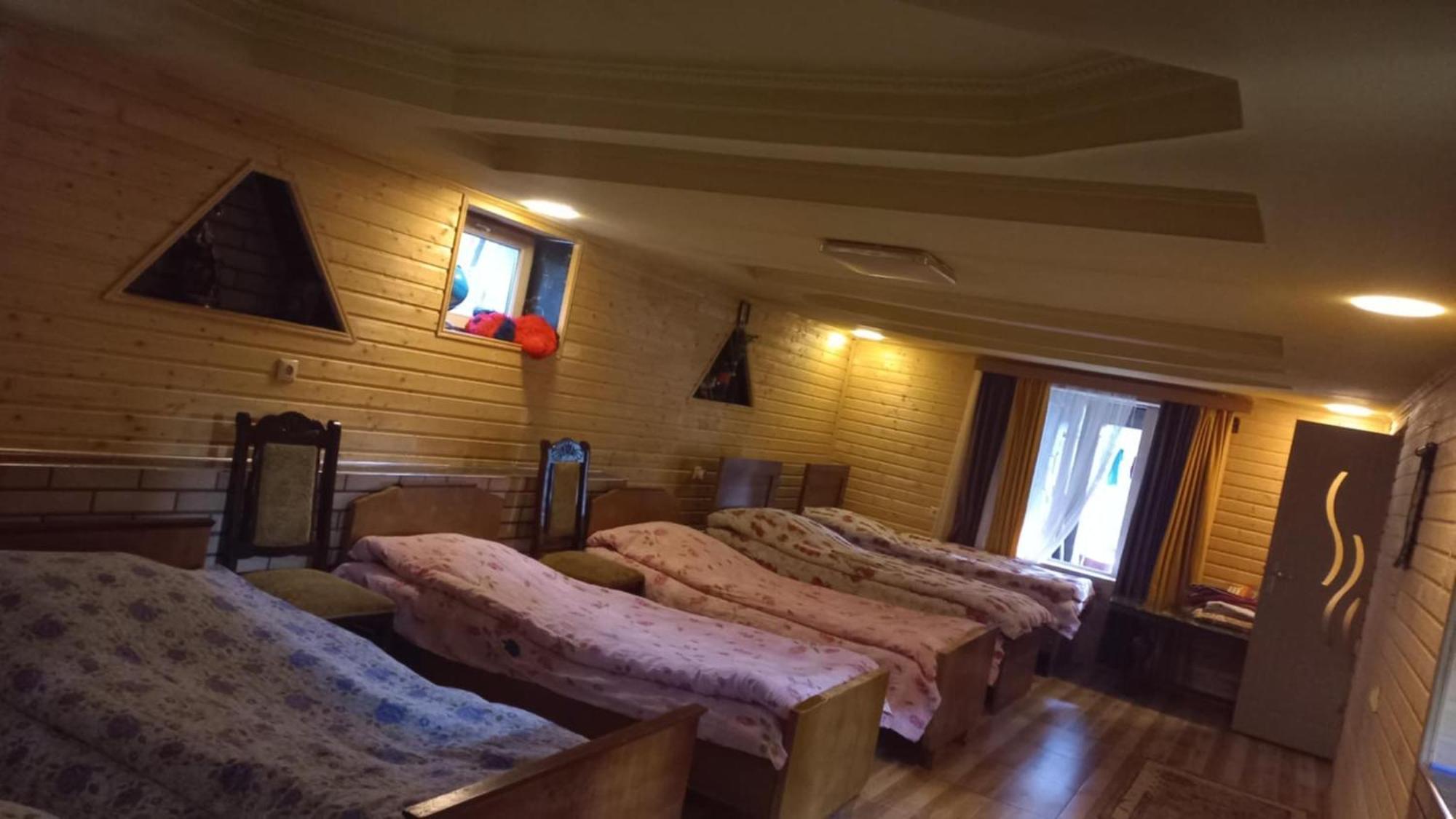 Bezengi Guest House Lalkhori Bagian luar foto